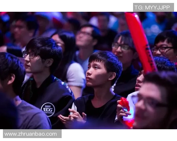 深入分析EDG在英雄联盟比赛中的进攻策略与失误表现实时新闻